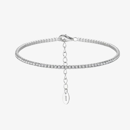 linear-gradient(0deg, rgba(182,186,190,1) 0%, rgba(182,187,191,1) 10%, rgba(208,210,215,1) 25%, rgba(228,229,235,1) 40%, rgba(228,229,235,1) 60%, rgba(208,210,215,1) 75%, rgba(182,187,191,1) 90%, rgba(182,186,190,1) 100%)